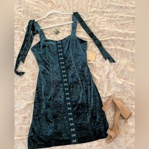 NWT Forever 21 Green Velour Dress